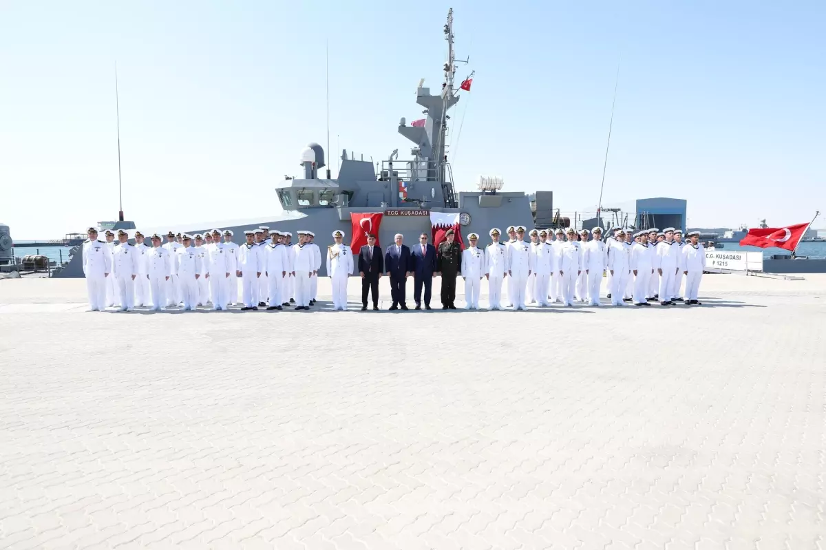 Bakan Güler, Katar’da Deniz Unsur Komutanlığı’nı ziyaret etti