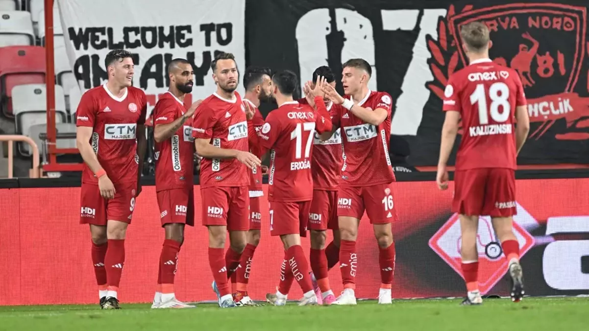 Antalyaspor, Sivasspor’u sahasında 2-1 yendi